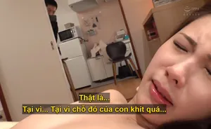 Chị họ về quê chơi tự sướng bị thằng em họ ngây ngô nhìn thấy